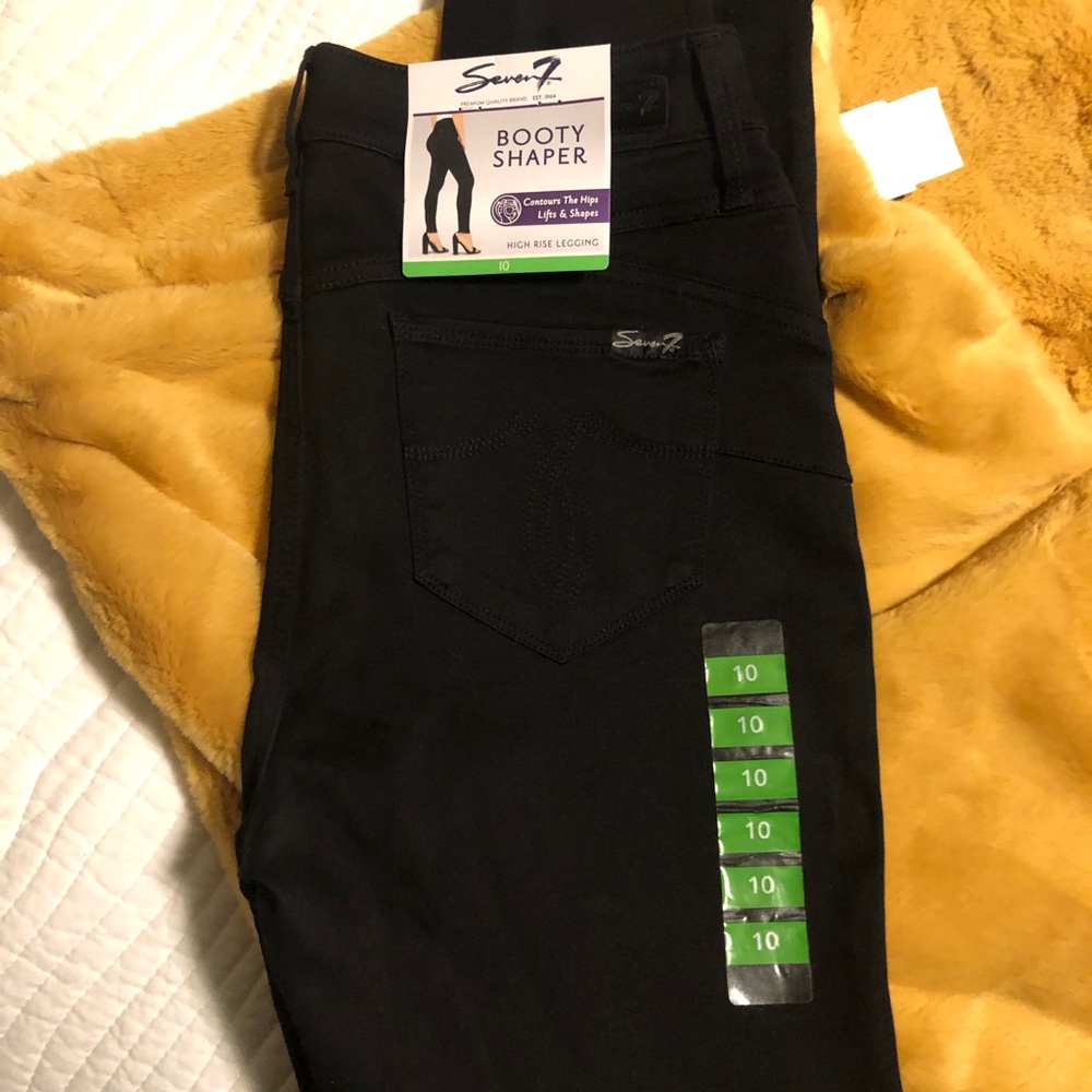 NWT Seven7 Booty shaper high rise leggings size 10 black